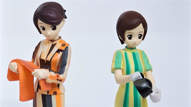 網購防疫品　華航絕版空姊公仔限量送