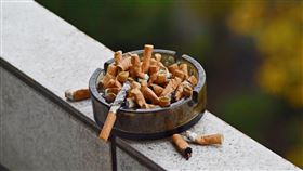 -香菸-二手菸-菸灰缸-（圖／pixabay）