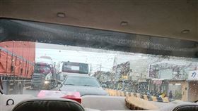 洗車,加油,水漬,擦車,奧客(翻攝自 爆怨公社)