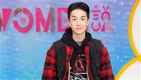 陳信維現在是節目上的鮮肉後輩老大。（圖／東風提供）