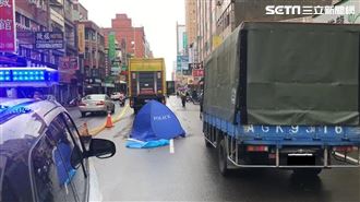 新竹女騎士閃併排停車　慘遭貨車撞亡