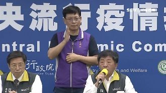 外媒全英提問　手語翻譯員淡定秒翻譯