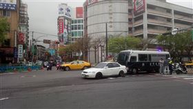 新北市，土城，台北看守所，警備車，車禍，追撞