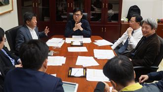 專訪／陳其邁為口罩失眠竟深夜急叩他