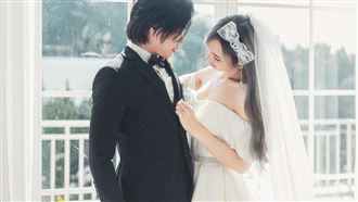 挑戰高難度啪啪！網紅一下腰…下場慘