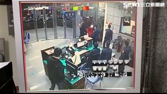 警「舉錯手」誤噴民眾酒精　下場出爐