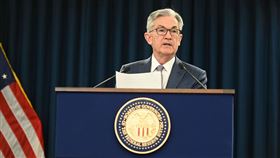 聯準會主席鮑爾（Jerome Powell）（圖／Board of Governors of the Federal Reserve System臉書） https://www.facebook.com/federalreserve/photos/a.1071504322927559/2483600461717931/?type=3&theater