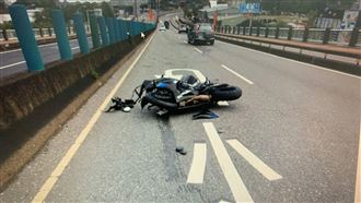 騎士狂飆204公里翹孤輪　車禍骨折