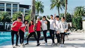 謝佳見、簡廷芮（Dewi）、顏毓麟、林艾璇（大元）、胡釋安、劉黛瑩、傅顯皓、吳子豪。（藝和創藝提供）