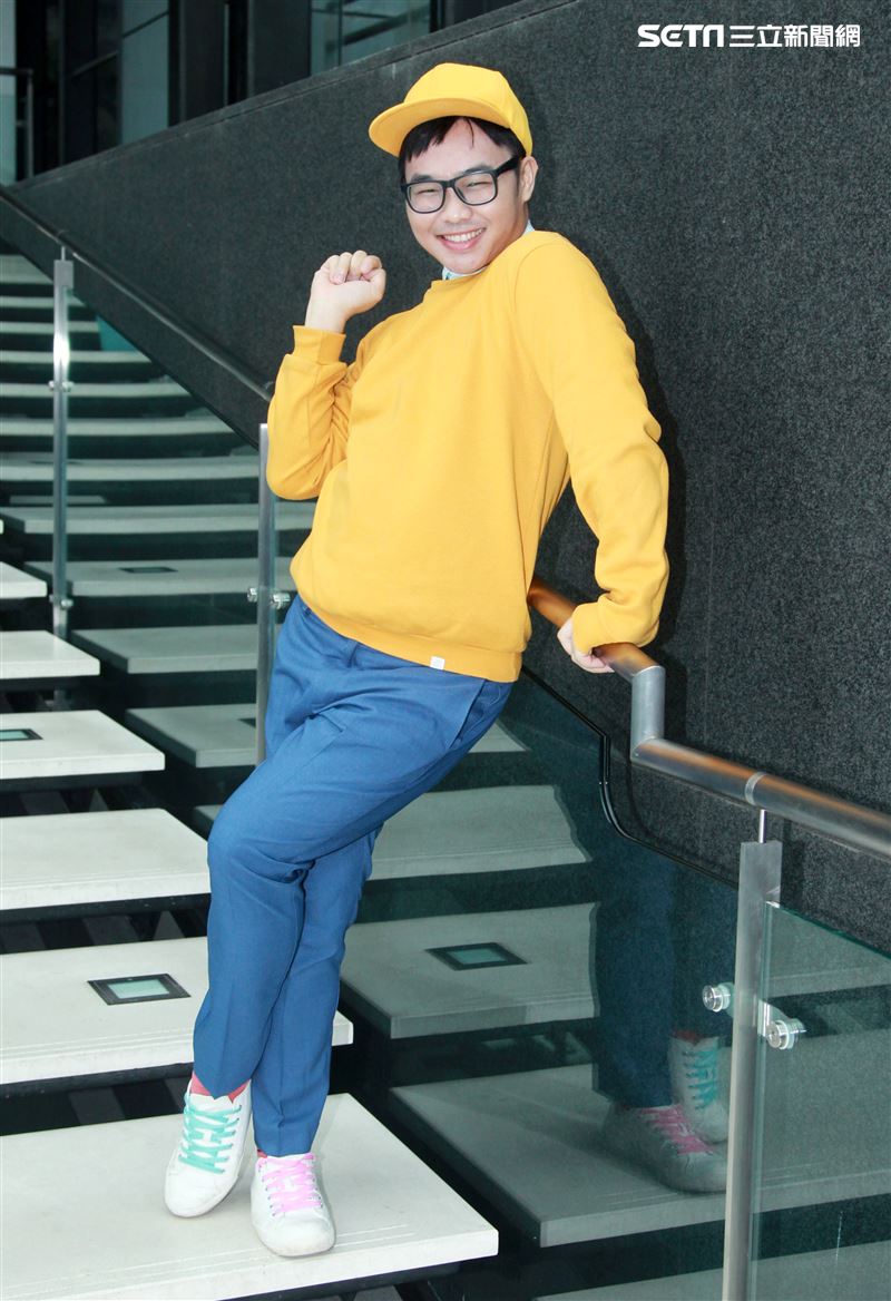 那那大師接受三立新聞網專訪。（記者邱榮吉/攝影） 