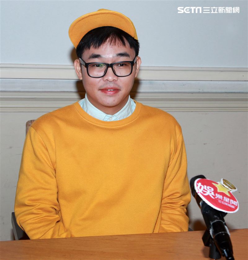 那那大師接受三立新聞網專訪。（記者邱榮吉/攝影） 