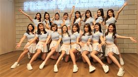 富邦悍將啦啦隊「Fubon Angels」。（圖／記者王怡翔攝影）