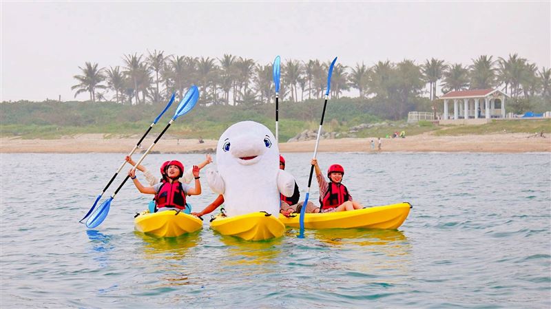 夜宿海生館優惠送一整年免費入館