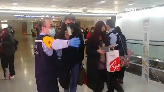 歐旅遊警示升級！捷奧團急返台