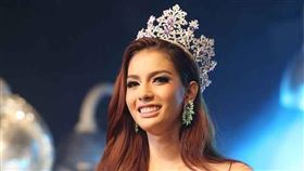 2014年還奪下了芬妮環球小姐選美冠軍的泰國變性皇后妮莎（Nissa Katerahong）嫁給中國土豪。(翻攝IG、微博)