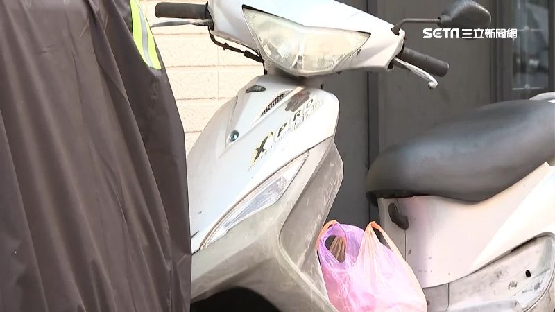 「愛車怪怪的」車主一看監視器超傻眼