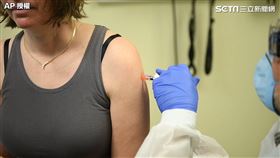 全世界第1針！武漢肺炎疫苗曝光　受試者雀躍：感覺很棒
疫苗,施打,打針,武漢肺炎,美國
圖／／翻攝自AP影音授權