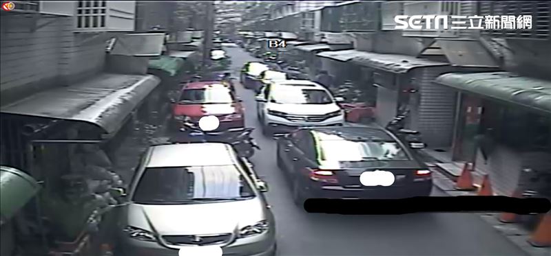 毒蟲倒車撞員警　未繫安全帶頭撞玻璃