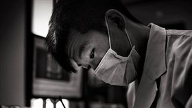 史書華,盾牌牙醫史書華
圖／翻攝自盾牌牙醫史書華粉專