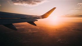 武漢肺炎疫情重創全球航空業，美國財政部長梅努欽警告，當今威脅比2001年911恐攻後美國全面關閉領空還嚴峻。（示意圖／圖取自Pixabay圖庫）