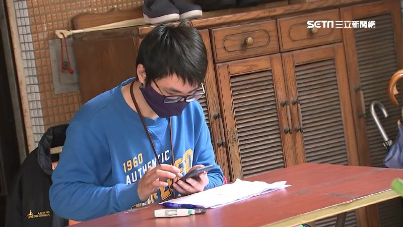 里長深夜進防疫旅館　他電話慘被打爆
