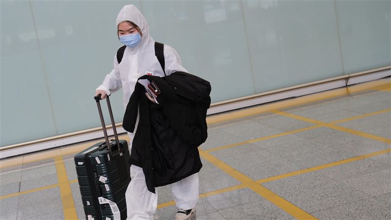 海外疫情爆發　香港留學生去向受關注