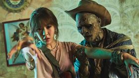 Erika劉艾立2020全新單曲《我想買可樂》MV打造「殭屍電影」風格。（圖／華納音樂提供）