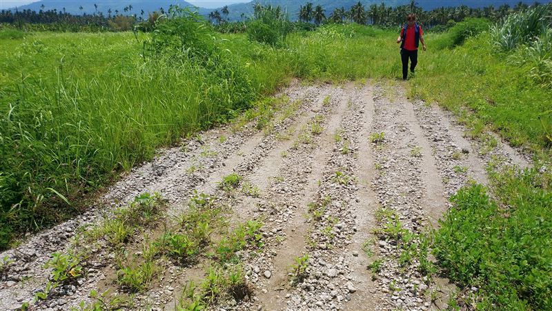 農地違法堆置轉爐石　高市促業者移除