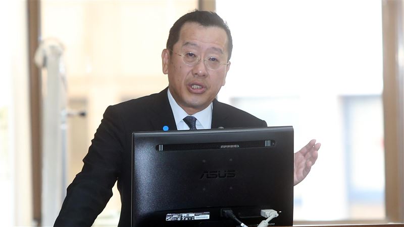 顧立雄：對台股有信心　鼓勵庫藏股