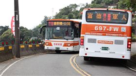 北市免費掃墓公車　沒戴口罩司機可拒載台北市公共運輸處19日公布5條免費掃墓公車路線，因應武漢肺炎疫情，要求搭乘的民眾要戴口罩，否則公車司機可以拒絕載送。（首都客運提供）中央社記者梁珮綺傳真　109年3月19日