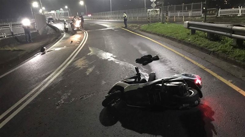 新／新北女騎士關渡橋自摔送醫不治亡