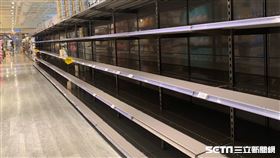  大潤發,衛生紙,搶購,武漢肺炎 圖／廖俐惠攝影