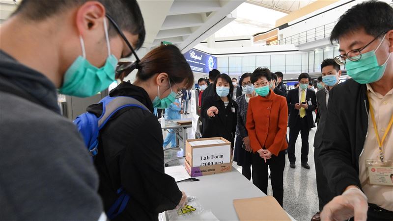 移民與留學生返港　機場成防疫重點