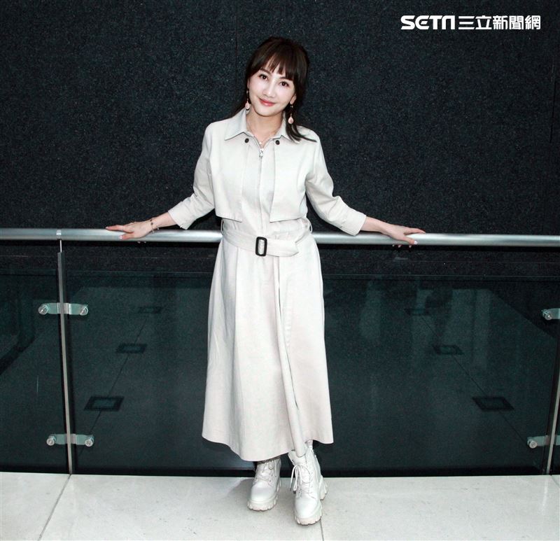 雞屎妹王宥忻接受三立新聞網專訪。（記者邱榮吉/攝影）