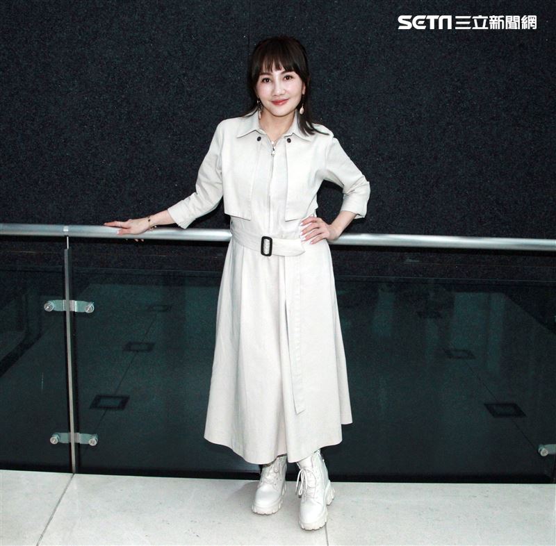 雞屎妹王宥忻接受三立新聞網專訪。（記者邱榮吉/攝影）