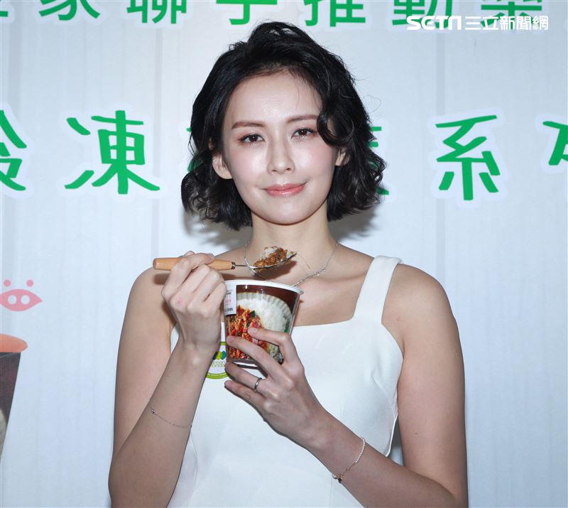 新婚才一年袁艾菲享受一下2人世界，如果懷孕了一定會詔告天下。（記者邱榮吉/攝影）