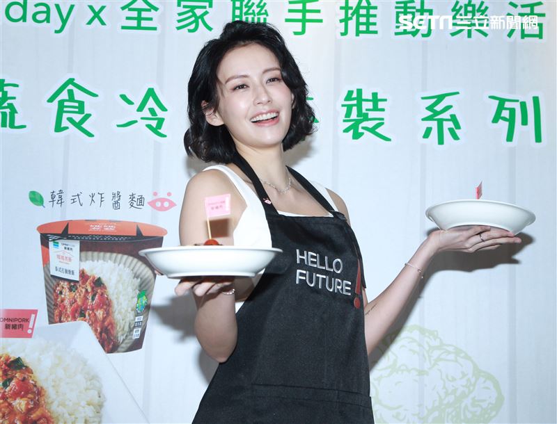 新婚才一年袁艾菲享受一下2人世界，如果懷孕了一定會詔告天下。（記者邱榮吉/攝影）