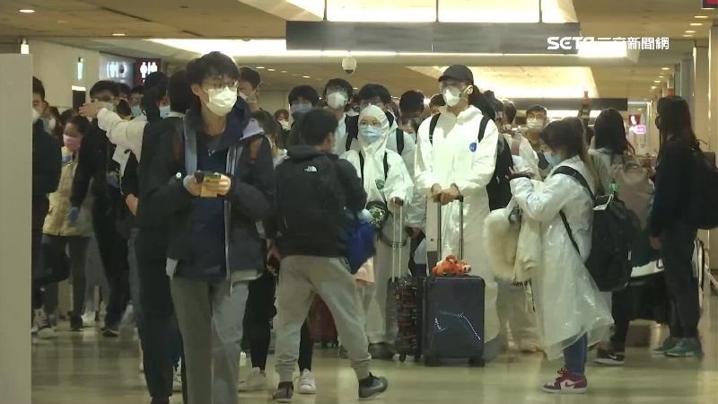 機場免稅店賣口罩　民眾：防疫要到位
