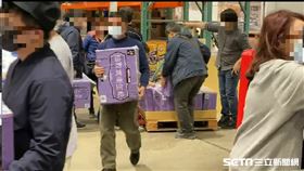 五大賣場祭出衛生紙限購令，不少消費者一早急添購。