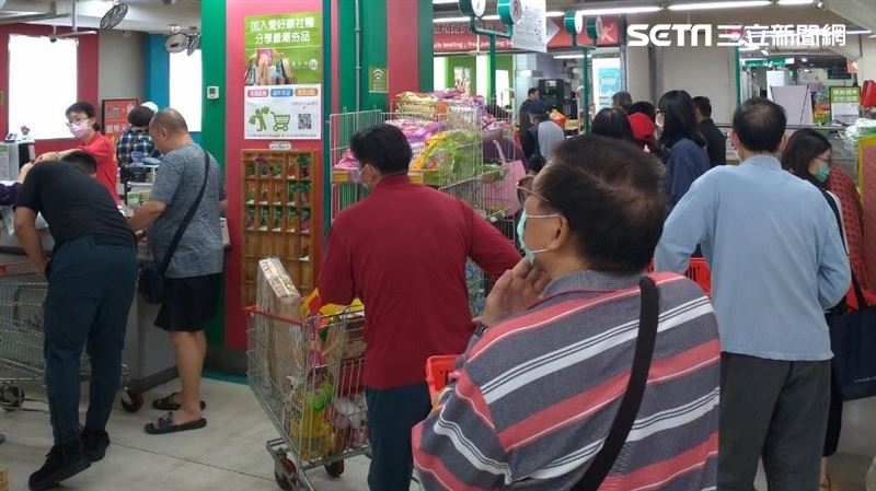 限購令仍不夠？賣場直擊買嘸衛生紙