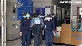 北市警破獲繆男經營的職業賭場，當場查扣賭資27萬餘元。（圖／翻攝畫面）