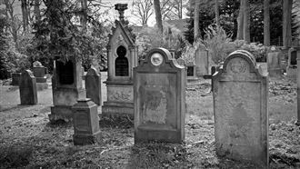 桃園少女遭焚屍　2女子22年後落網