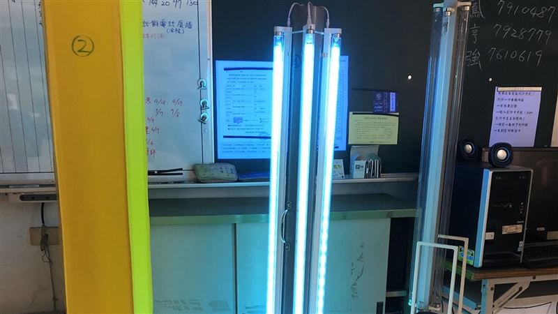 防疫物資難求　桂林國小自製殺菌燈