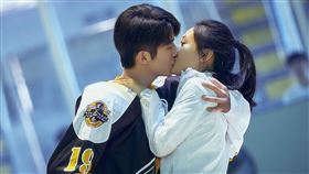 吳倩,張新成,鄧倫,冰糖燉雪梨（圖／LINE TV提供）