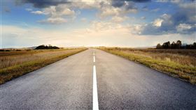 公路。(圖/Pixabay)