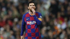▲梅西（Lionel Messi）帶頭減薪共體時艱。（圖／美聯社／
達志影像）