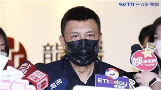 辛龍眼眶都紅的　余天：他一直想不開