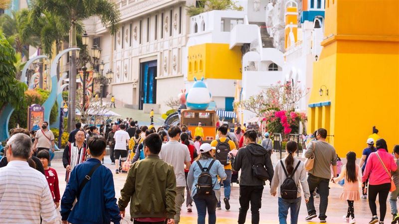 整個四月憑學生證　十元就能玩遊樂園