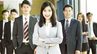 女性上班族怎麼穿　妳穿對了嗎？