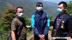 海巡署在南投梨山逮獲第3名偷渡犯歐文哥。（圖／翻攝畫面）